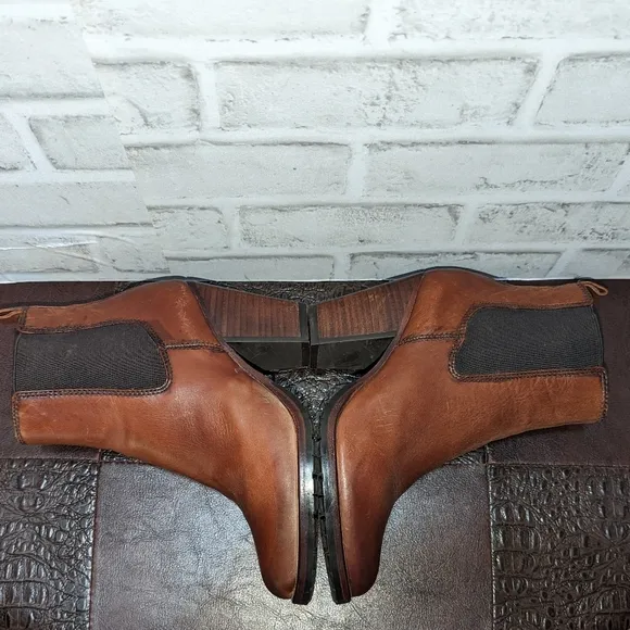 Frye Chelsea Boot Dark Brown Antiqued Polished Leather