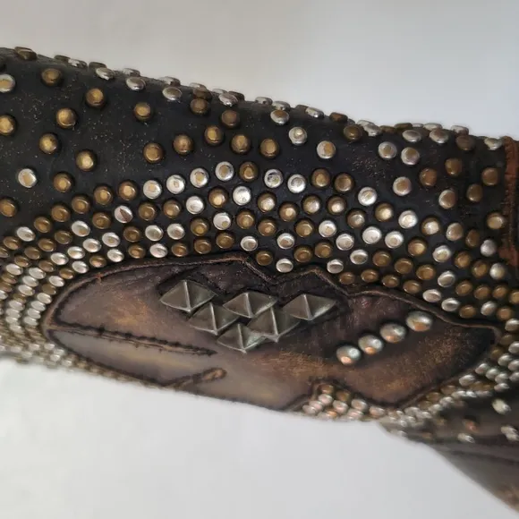 Frye Jenny Distressed Skull Studded Leather Boots with Buckle Detail Size 11