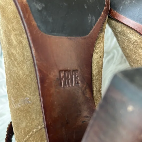 Frye ‘Margaret’ Braided Strap Shootie Ankle Boots in Tan Suede Size 5.5