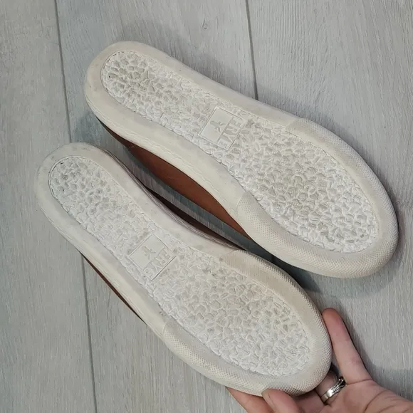 Frye Womens Mindy Low Leather Comfort Sneakers Slip On shoes sz 7M