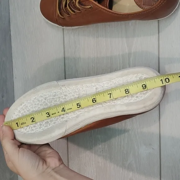 Frye Womens Mindy Low Leather Comfort Sneakers Slip On shoes sz 7M