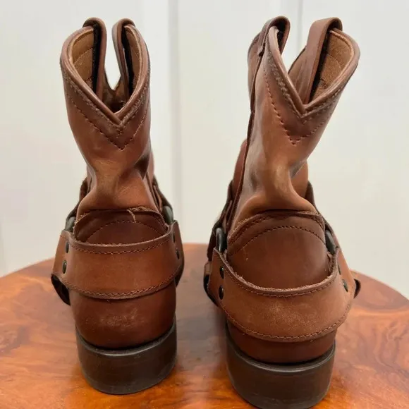 Frye Wyatt Harness Women's Wyatt Ankle Boots Size 5.5 Cognac Brown Western Style