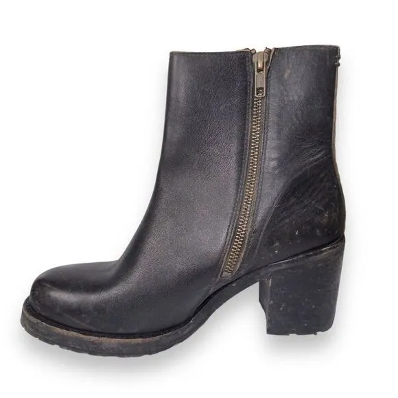 Frye Karen Inside Zip Short Heeled Leather Boots Distressed Black Women's 9M