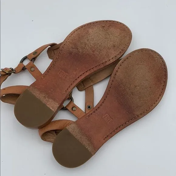 Frye *Rachael* ring T-strap Womans brown leather sandals NWOT size 8