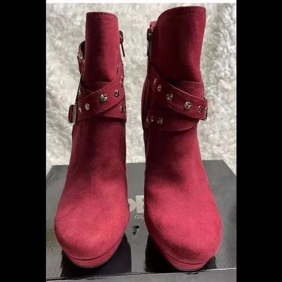 👠😎❤️GBG Guess Suede Red Ankle Platform Boots Gold Tone Studs Sz 5.5 EUC