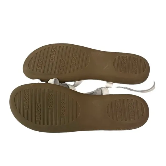 G.H. BASS - SUNJUNS - SIZE 10 - THE MARGIE - FAUX LEATHER CRISSCROSS SANDALS S5