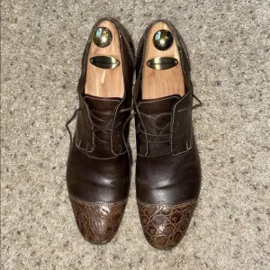 Gianni Barbato Stylish lace up  Brown Shoes for Men (Size 43.5)