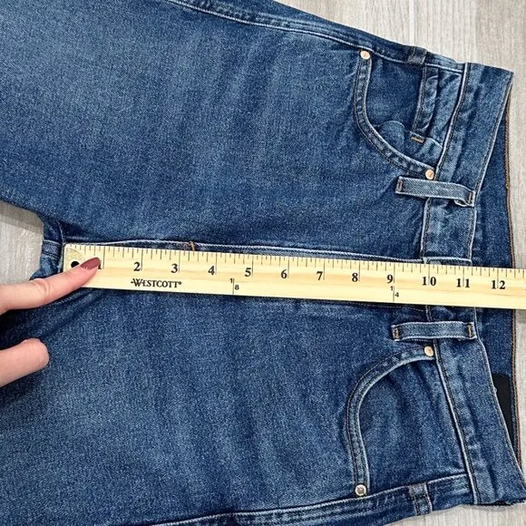 Goldsign Vintage High Rise Cropped Straight Leg Jeans in Hayward Wash Size 24