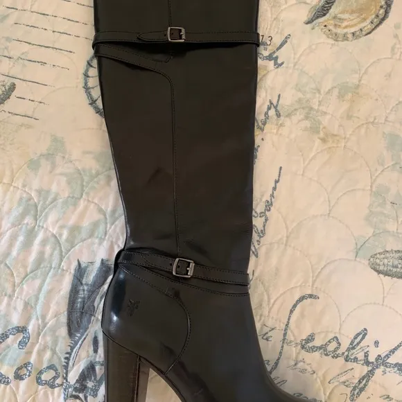💖💖Gorgeous Black Leather Frye Boots💖💖