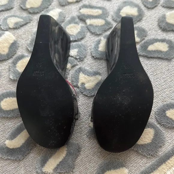 Gucci Black and Red Sandals