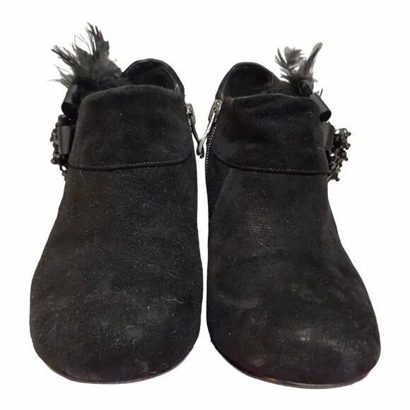 HADARI Black Suede Ankle Booties Size 9 Heeled Boots Embellished Feathers Heels