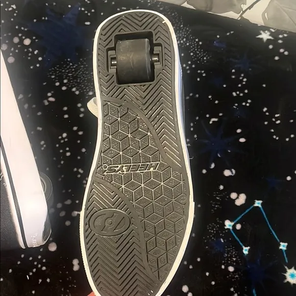 Heelys Kids Shoes - Black size 6
