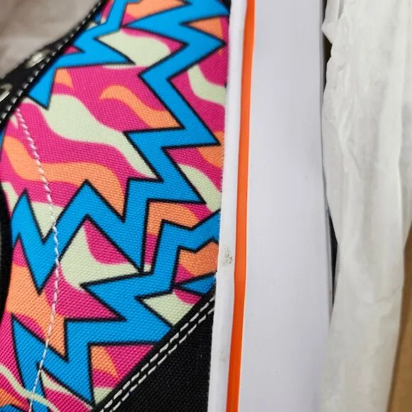 Heelys Pro 20 Skate Girl Size Y3 (EU 34) Black Pink Orange Cyan Shoes NIB