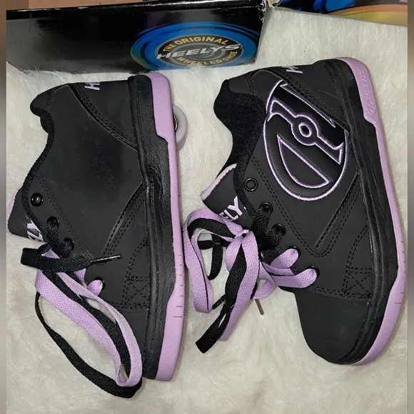 Heelys Rare Color!! Black and Purple