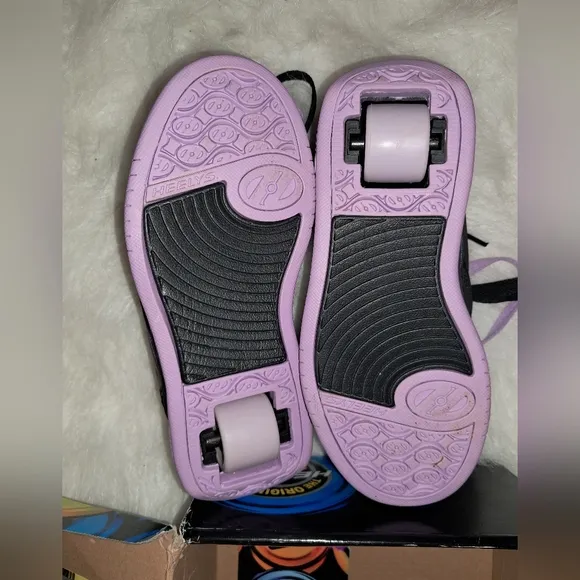 Heelys Rare Color!! Black and Purple