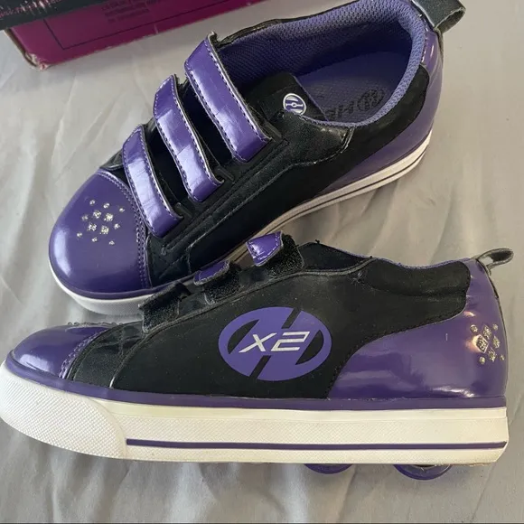 Heelys Youth kids Sparkler Style # 7741 black/purple/white Size-Youth 2