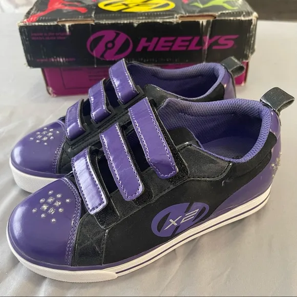 Heelys Youth kids Sparkler Style # 7741 black/purple/white Size-Youth 2