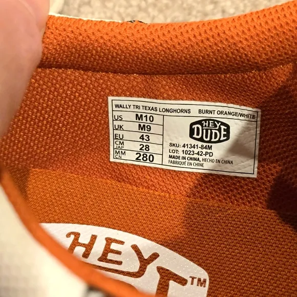 HEY DUDE WALLY Texas Longhorns  Comfort Shoes Burnt Orange Mens 10
