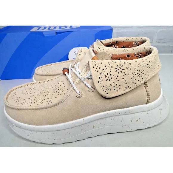 HEY DUDE WENDY PEAK FOLD BOOT SUEDE WOMEN'S 108915 SLIP-ON SIZE 9 NIB TAN