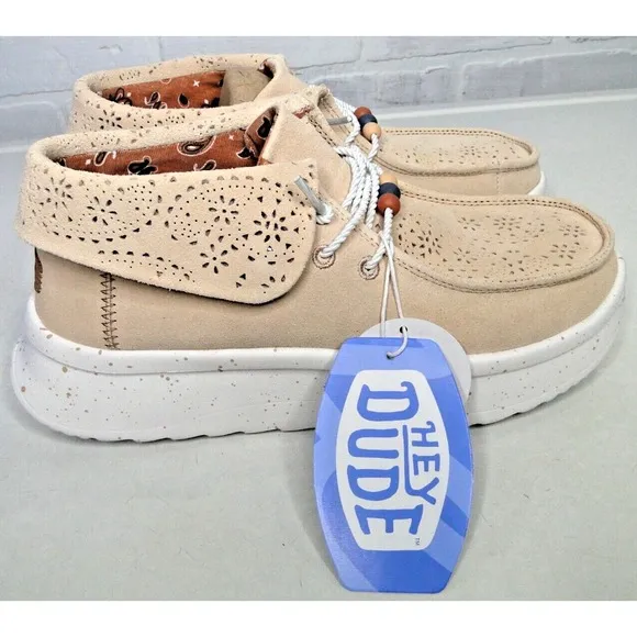 HEY DUDE WENDY PEAK FOLD BOOT SUEDE WOMEN'S 108915 SLIP-ON SIZE 9 NIB TAN