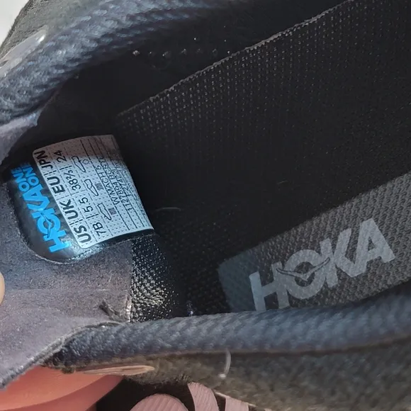 HOKA Mach 5 Pro Fly Black and White Running Shoes Women's Size 7