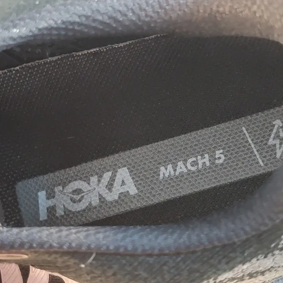 HOKA Mach 5 Pro Fly Black and White Running Shoes Women's Size 7