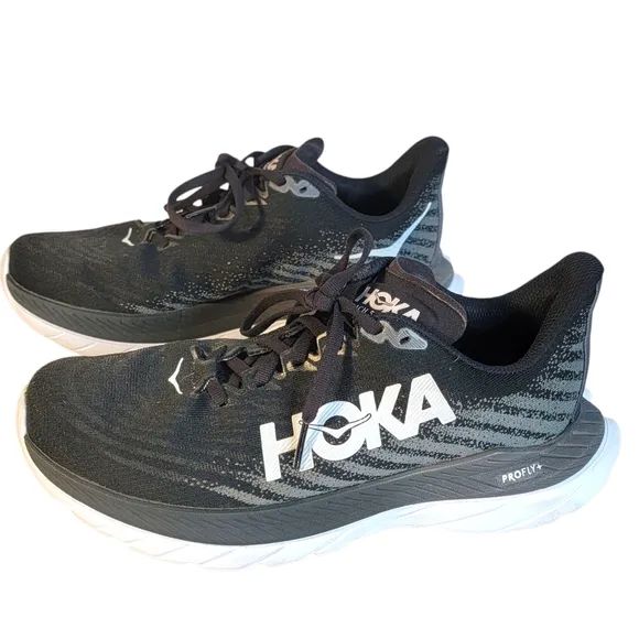 HOKA Mach 5 Pro Fly Black and White Running Shoes Women's Size 7