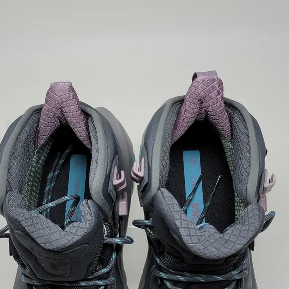 Hoka One One Kaha GTX Mid 1123156-CCSH Women's Size 7.5 Vibram Hiking Shoes New