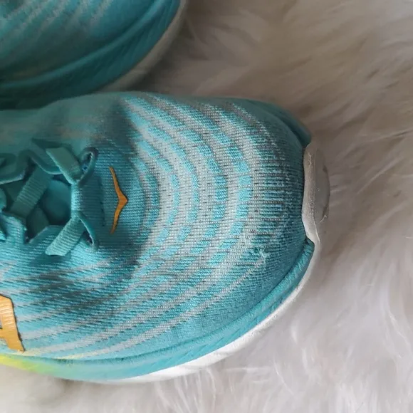 Hoka  One One women's  Running Shoes  Sneakers - Teal and Yellow