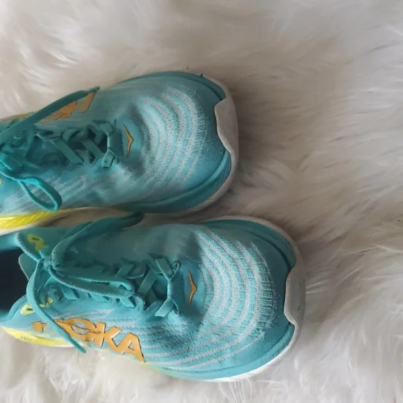 Hoka  One One women's  Running Shoes  Sneakers - Teal and Yellow