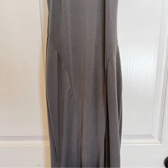 House Of CB Juliette Shadow Halter Gown. Size XSmall. NWT Dark Gray.