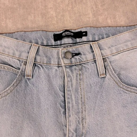 HUDSON Sloane Mid-Rise Bleached Crop Jean Neutralize Size 26