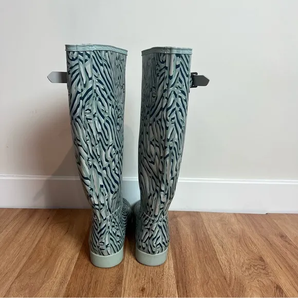 Hunter Refined Tall Sea Spray Coral Print Waterproof Rain Boots Women Size 9