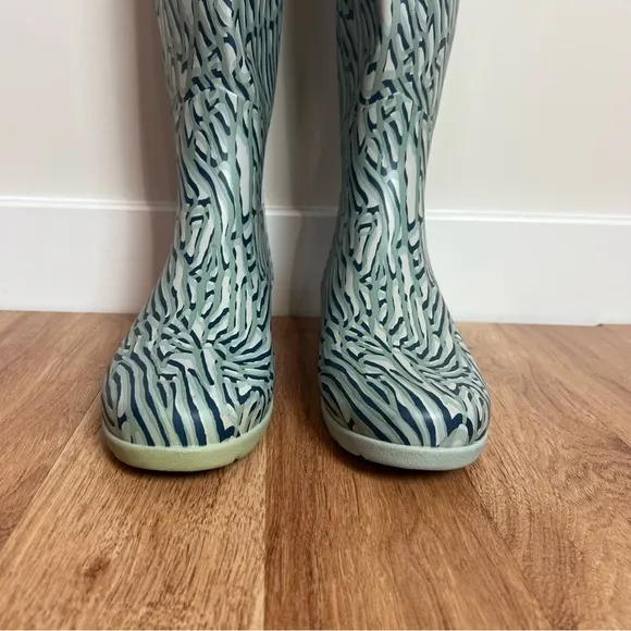 Hunter Refined Tall Sea Spray Coral Print Waterproof Rain Boots Women Size 9