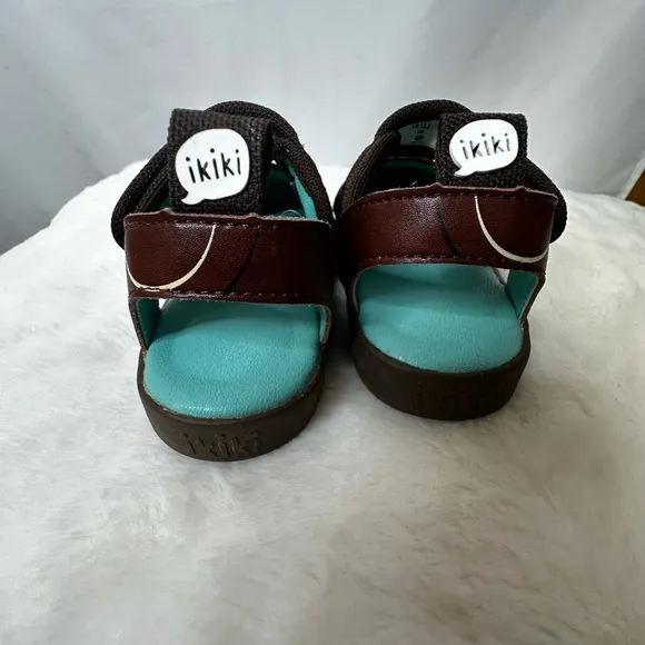 Ikiki Brown Monkey Face Sandals with Strap