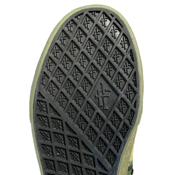 IRON FIST men's York camo print cap toe rubber sole skate shoe 8.5 New, no box