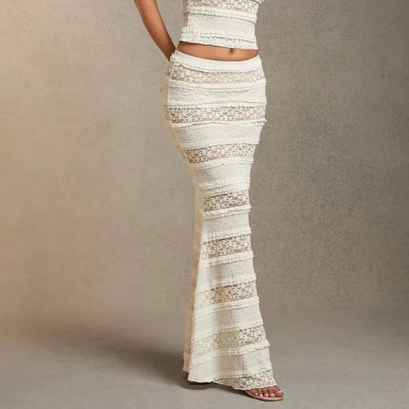 Ivory off white crochet embroidered lace stretchy fitted maxi skirt