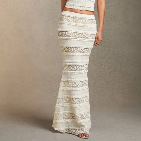 Ivory off white crochet embroidered lace stretchy fitted maxi skirt