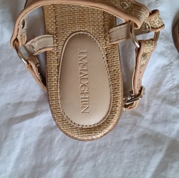J. Mclaughlin Nolita grasscloth and leather thong sandal Size 9 NWOB Beatiful