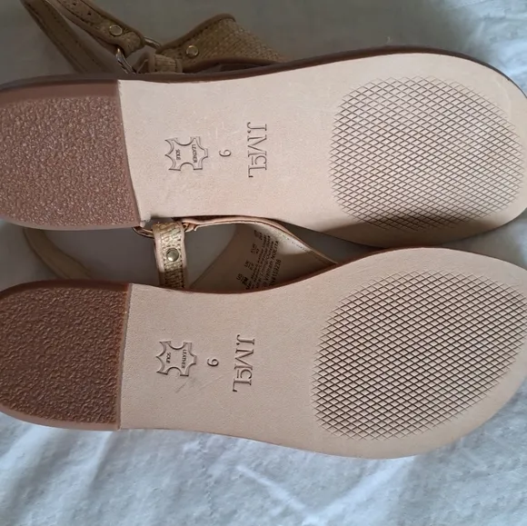 J. Mclaughlin Nolita grasscloth and leather thong sandal Size 9 NWOB Beatiful