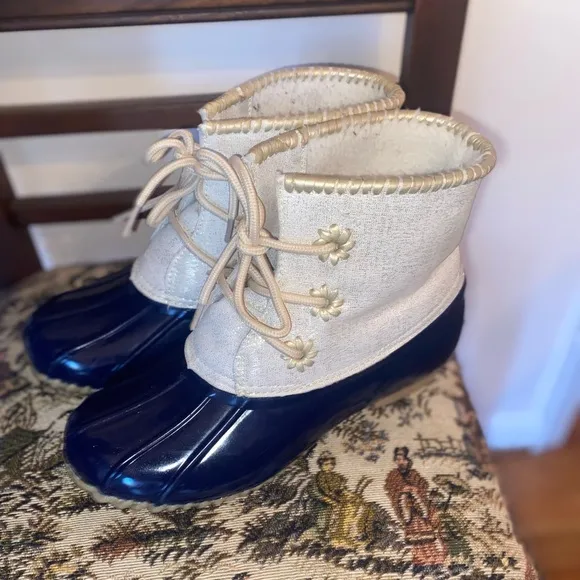 Jack Rogers Chloe Metallic Leather Cuff Duck Boots Midnight Country Club Prep, 7