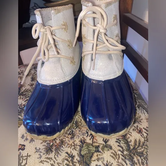 Jack Rogers Chloe Metallic Leather Cuff Duck Boots Midnight Country Club Prep, 7