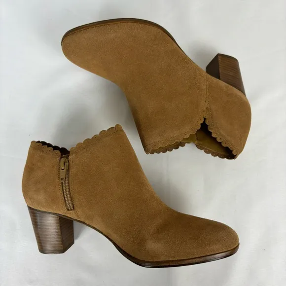 Jack Rogers Marianne Ankle Boots Scalloped Edge Low Rise Suede Boots Oak Size 9