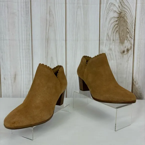 Jack Rogers Marianne Ankle Boots Scalloped Edge Low Rise Suede Boots Oak Size 9