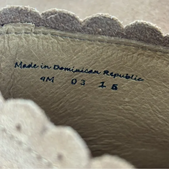 Jack Rogers Marianne Ankle Boots Scalloped Edge Low Rise Suede Boots Oak Size 9
