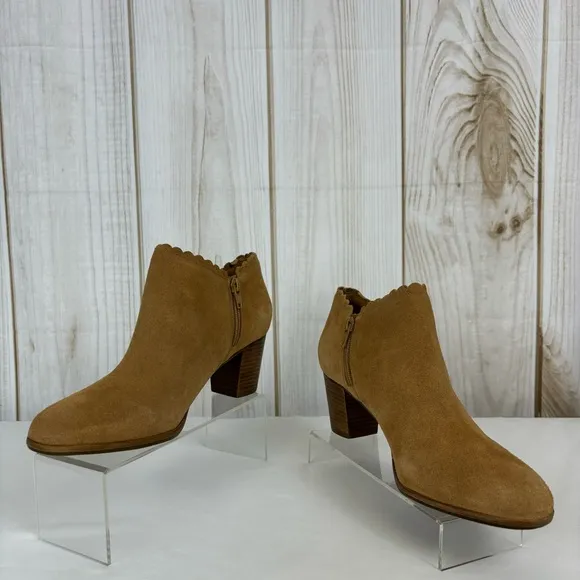 Jack Rogers Marianne Ankle Boots Scalloped Edge Low Rise Suede Boots Oak Size 9