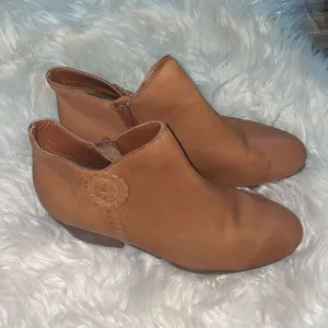 Jack Rogers Peyton Leather Ankle Boots