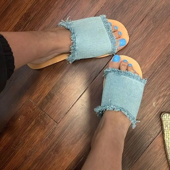 James Smith Jean Slide on Sandals - Frayed Denim - Super Comfortable - Size 8.5