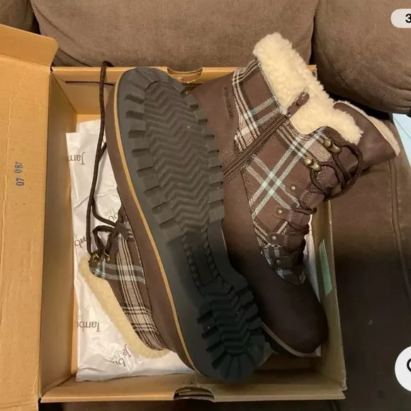 JBU by Jambu Moonstone Water-Resistant Hiker Boot size 11 medium in brown plaid