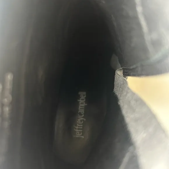 Jeffrey Campbell Bootie Platform Heel Distressed  Black Leather Zip Size 9 EUC